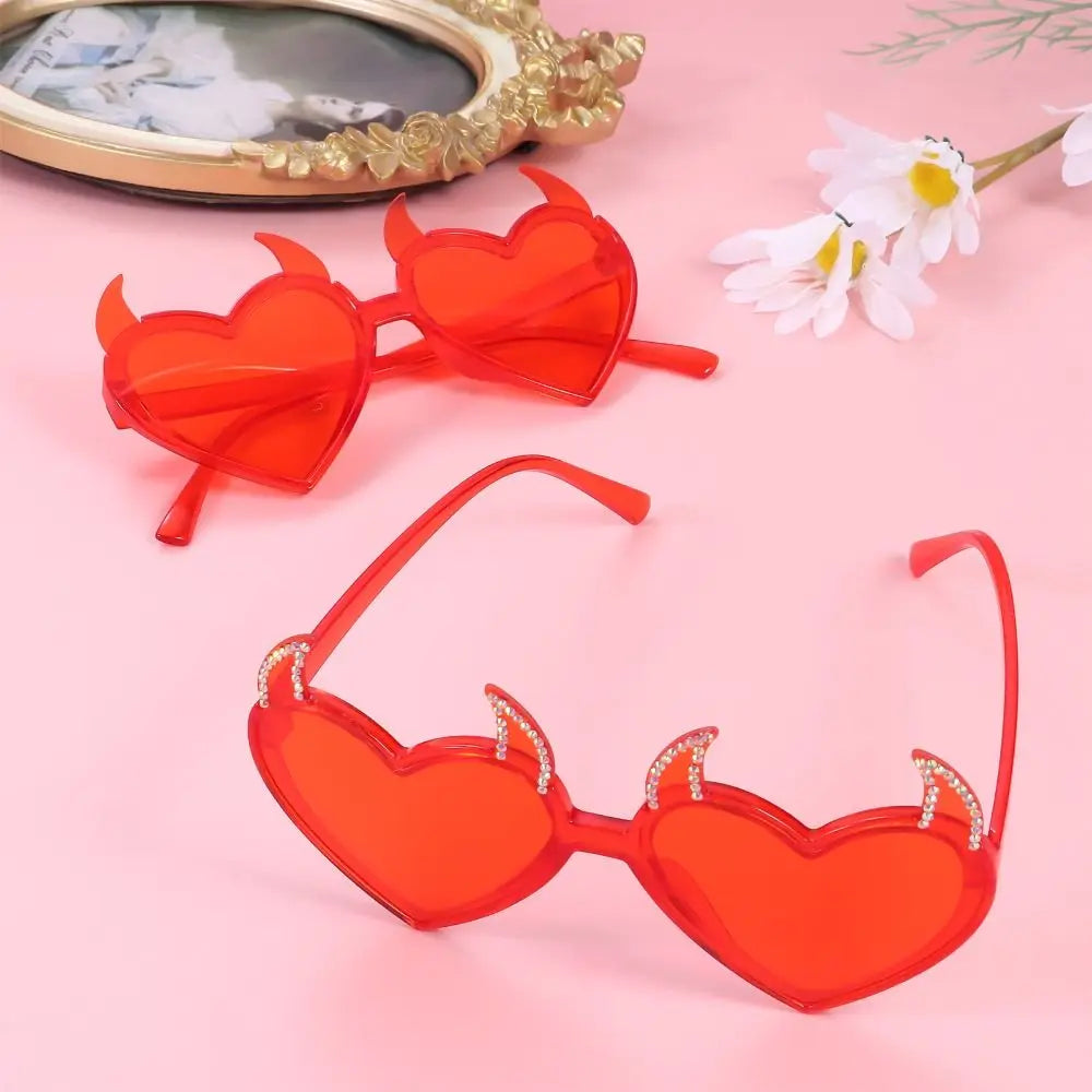 😈 DevilHeart – Die frechste Herzbrille ever!